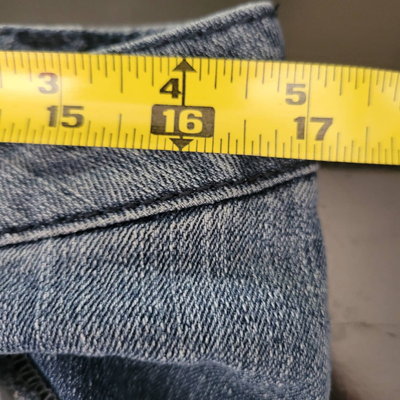 Women L.E.I. Ashley Low rise Junior Jeans Size 13 Stitched pockets Straight Leg - Picture 11 of 11
